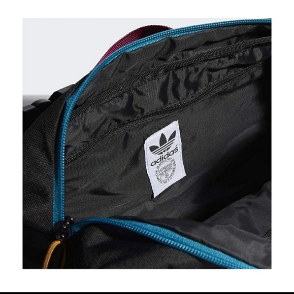 Adidas | Originals Utility Crossbody Bag | NWT - Picture 4 of 12